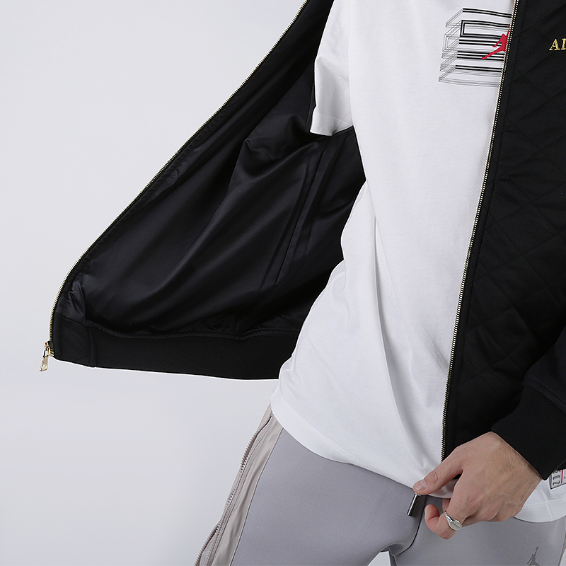 мужская черная куртка Jordan Remastered Quilted Jacket BQ5771-010 - цена, описание, фото 5